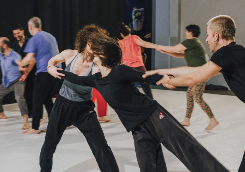 Clase de danza contemporánea para adultos en La Piconera